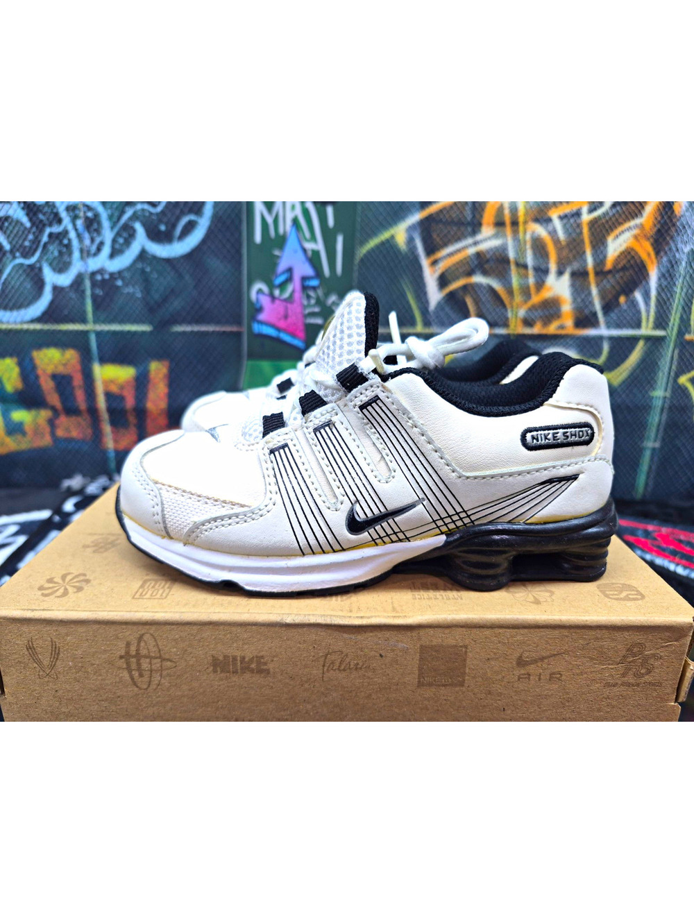 Nike Shox NZ 2.0 (TD) Ivory Low Top Leather Sneakers US 10c 🔥2011 RELEASE, NEW